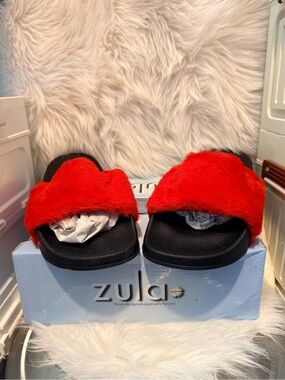 Sz 8 Red Faux Fur Slide Slippers for Women